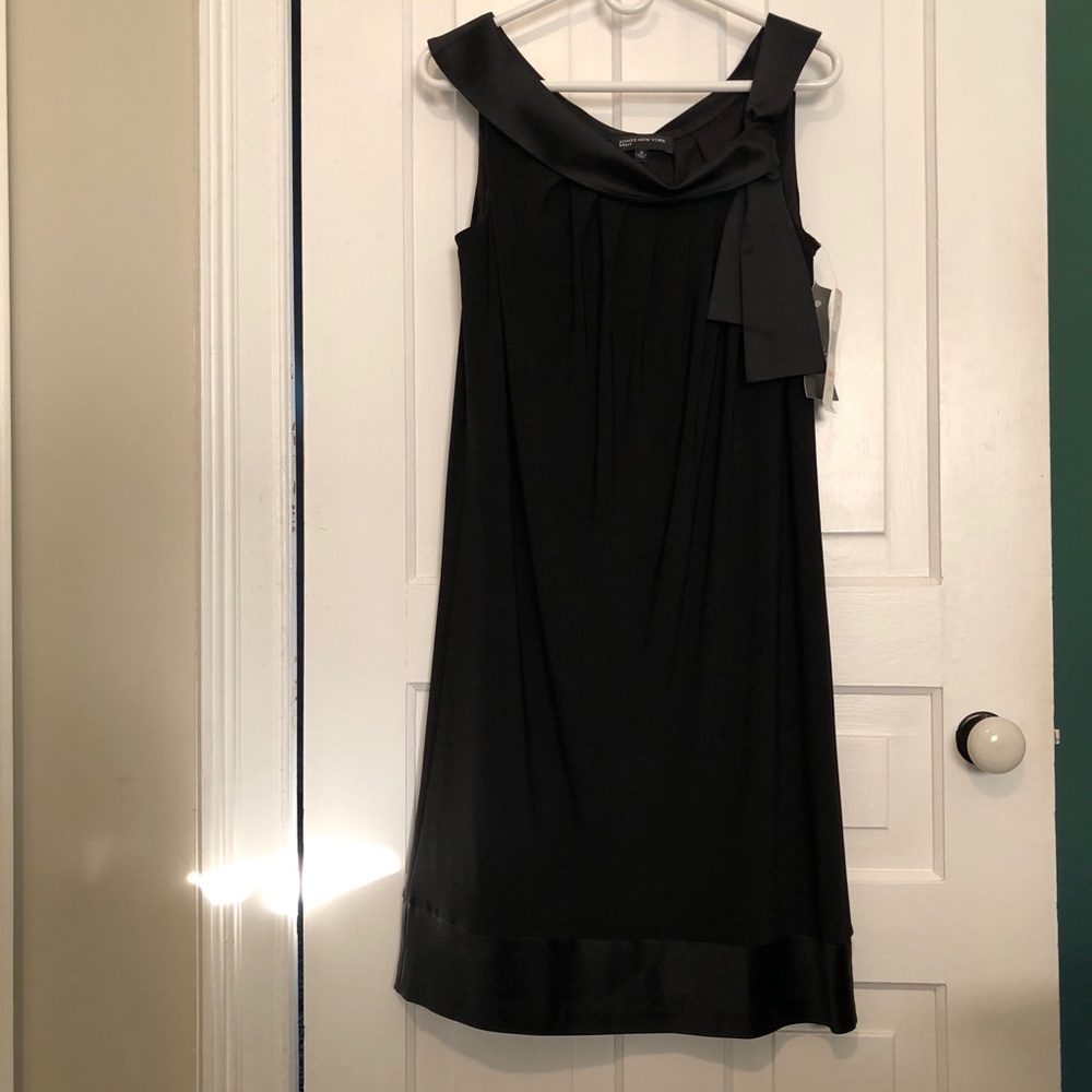 Jones New York Size 10 Dress